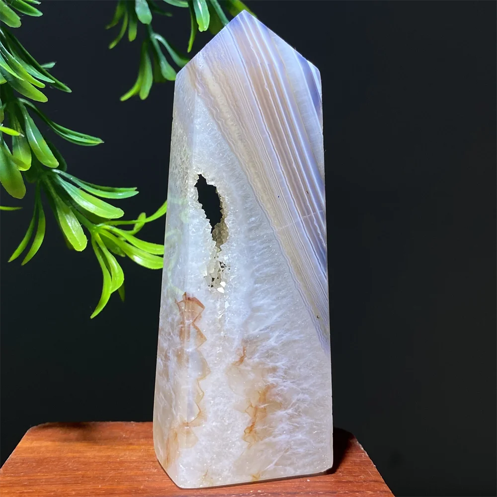 Natural Violet lace Agate  Tower-Jupi Collects Online Market